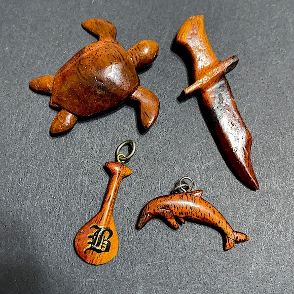 🖤C.60-70s💕KOA WOOD pendant lot - Picture 1 of 11